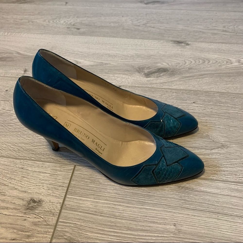 BRUNO MAGLI Telma Pointed Toe leather Pump shoes size 8.5 US AA
